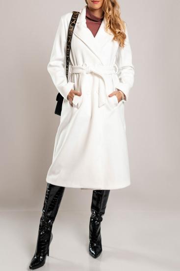 Elegáns hosszú kabát klasszikus gallérral és megköthető övvel, fehér
