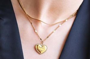 Vékony nyaklánc szív alakú medállal, ART541, aranyszínű