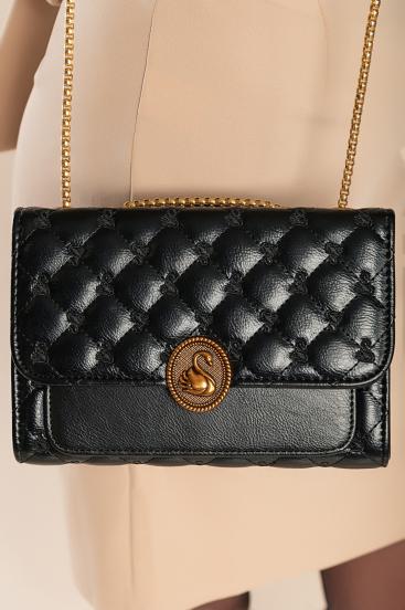Kis méretű, steppelt táska  hattyú motívumos dekoratív részlettel, fekete
