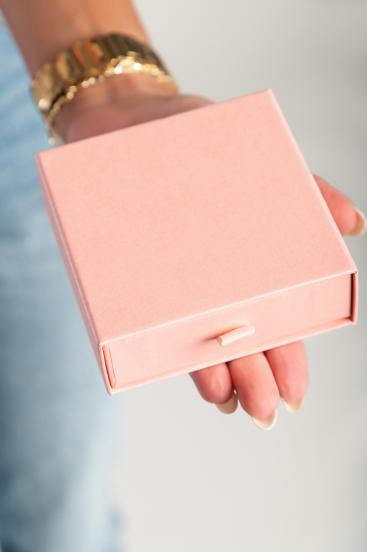 Négyzet alakú ékszertároló doboz, rózsaszín