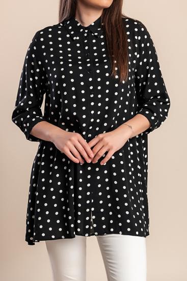 Plus size hosszú blúz pöttyös mintával, fekete